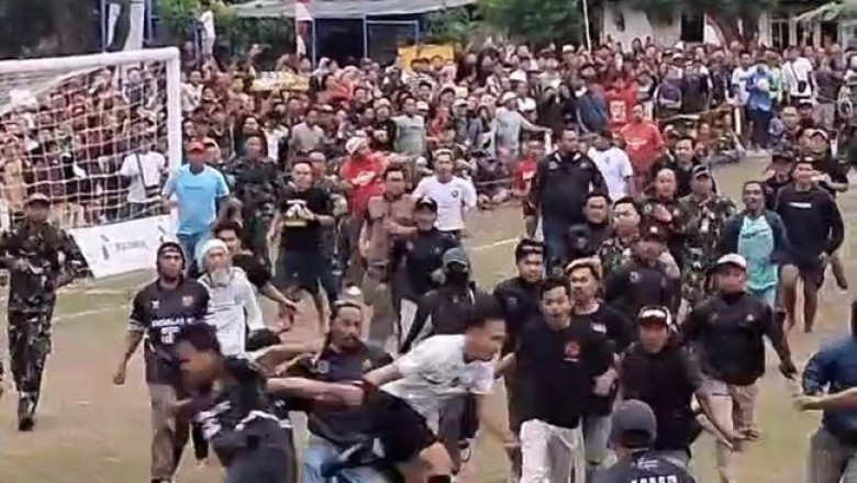 Tarkam Purbalingga Ricuh! Wasit Dikeroyok Suporter hingga Dilarikan ke Rumah Sakit